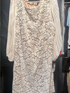 NWT Jessica Howard Cream Lace Dress with Pleated Long Sleeves sz 22